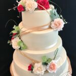Roses and carnations wedding cake